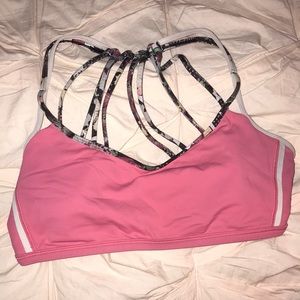 Lululemon free to be (wild) sports bra
